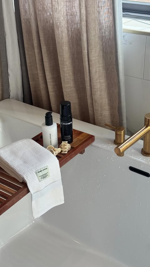 Instagram post by @makenna_alyse for Crown Affair. Caption reads: my holy grail hair routine with @crownaffair....