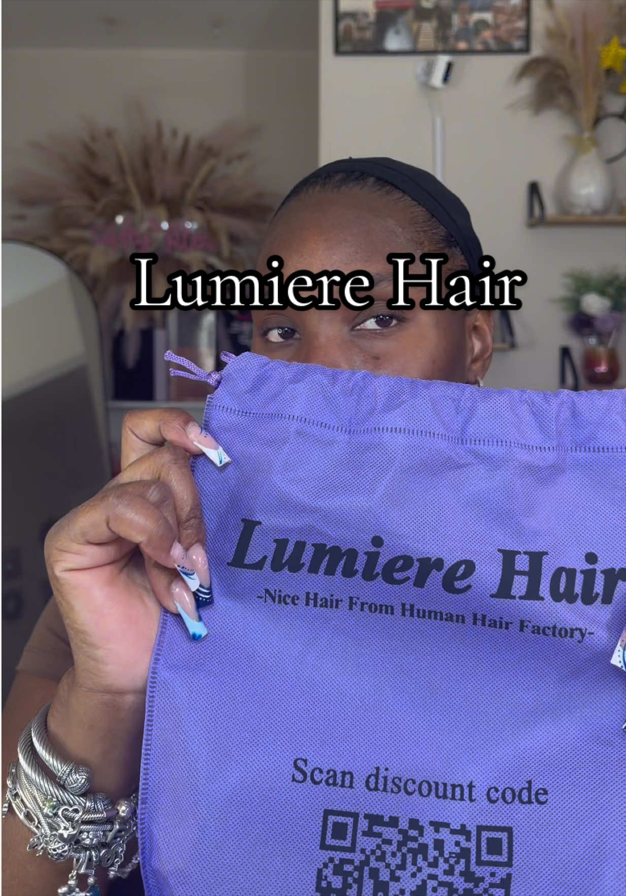 TikTok post by @heytalea for Lumiere Hair. Caption reads: [...] 24' 26' use Code:WIN12 Link in bio !....