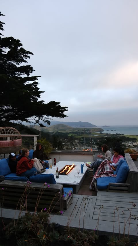 Instagram post by @kenziritotheburrito for Airbnb. Caption reads: [...] home away from home this weekend!! An....