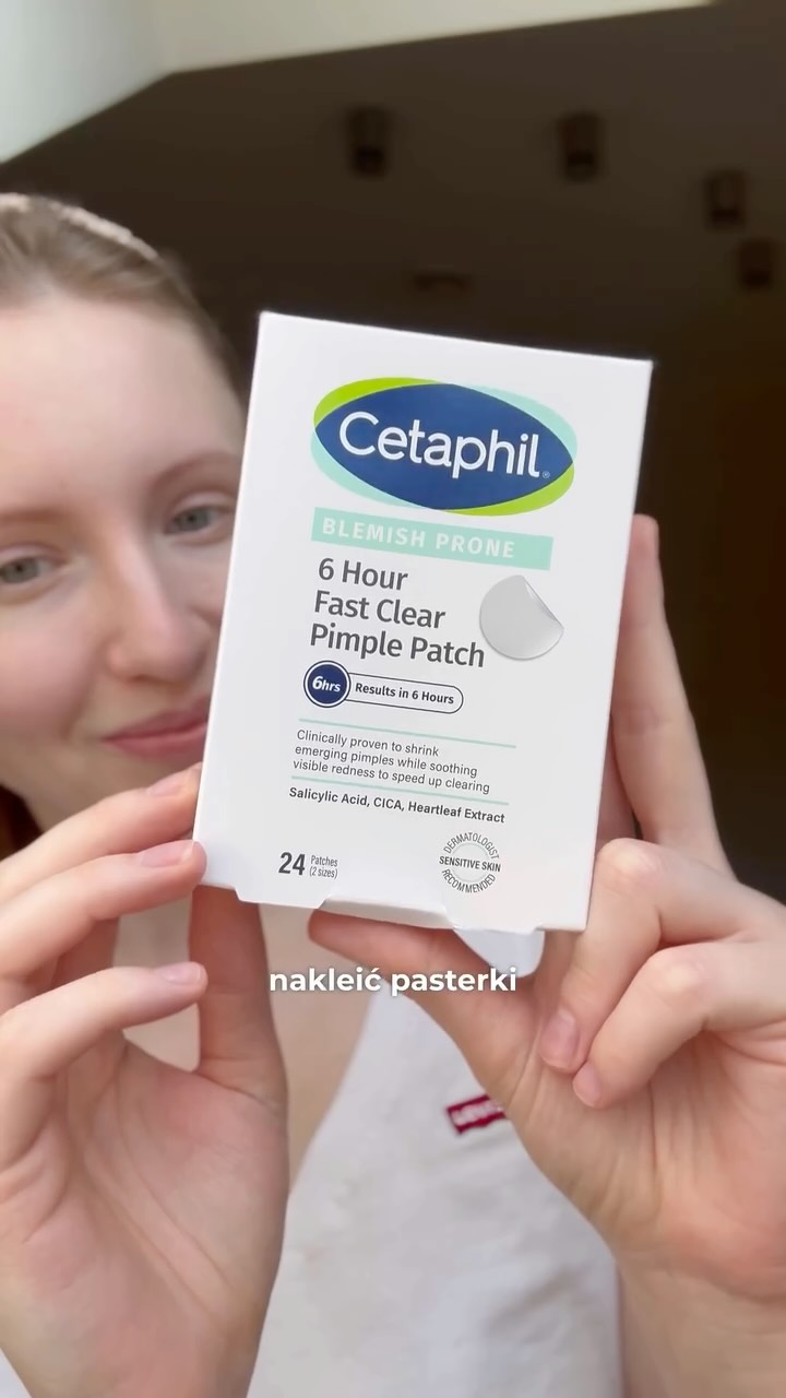 Instagram post by @_angelikagrabowska for Super-Pharm. Caption reads: Ale co Ty robisz? Oczywiście, że waciki będą....