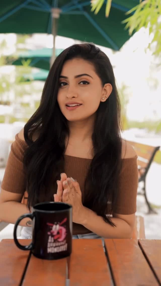 Instagram post by @deepika_pilli for Lenskart. Caption reads: When Shopping becomes much more fun🤩

#AD....
