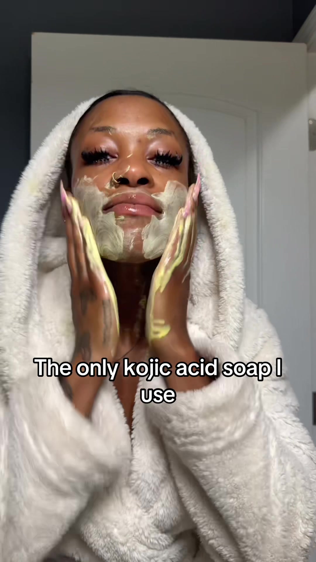 TikTok post by @dyme.body for Honey Glow. Caption reads: @Honey Glow helps fade my new dark spots and [...].