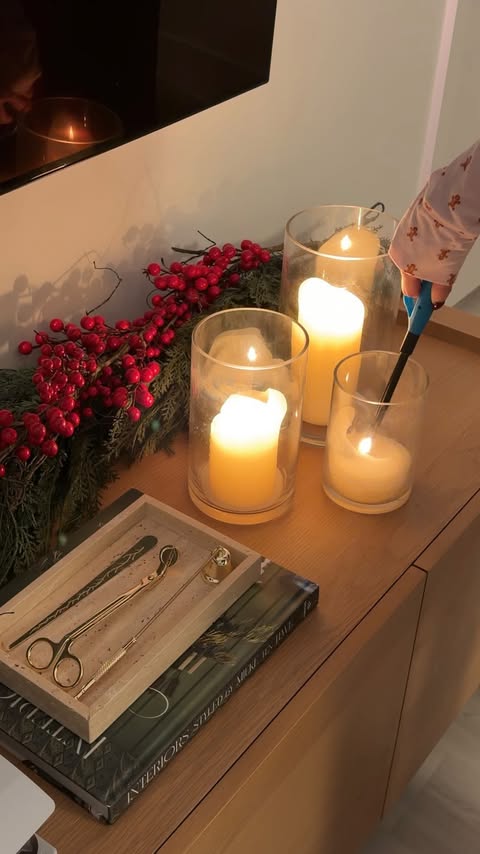 Instagram post by @arabella.stokes for The Sims. Caption reads: cozy season = complete w/ the MySims Cozy....