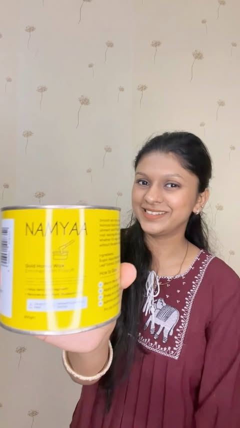 Instagram post by @pushti_goyal_2023 for Namyaa. Caption reads: Salon trips ko thoda break do! ✨💛 Namya Gold....