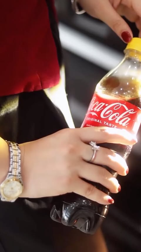 Instagram post by @ashleysarmiento__ for Coca-Cola. Caption reads: [...] Time Panalo Promo! Check niyo na sa....