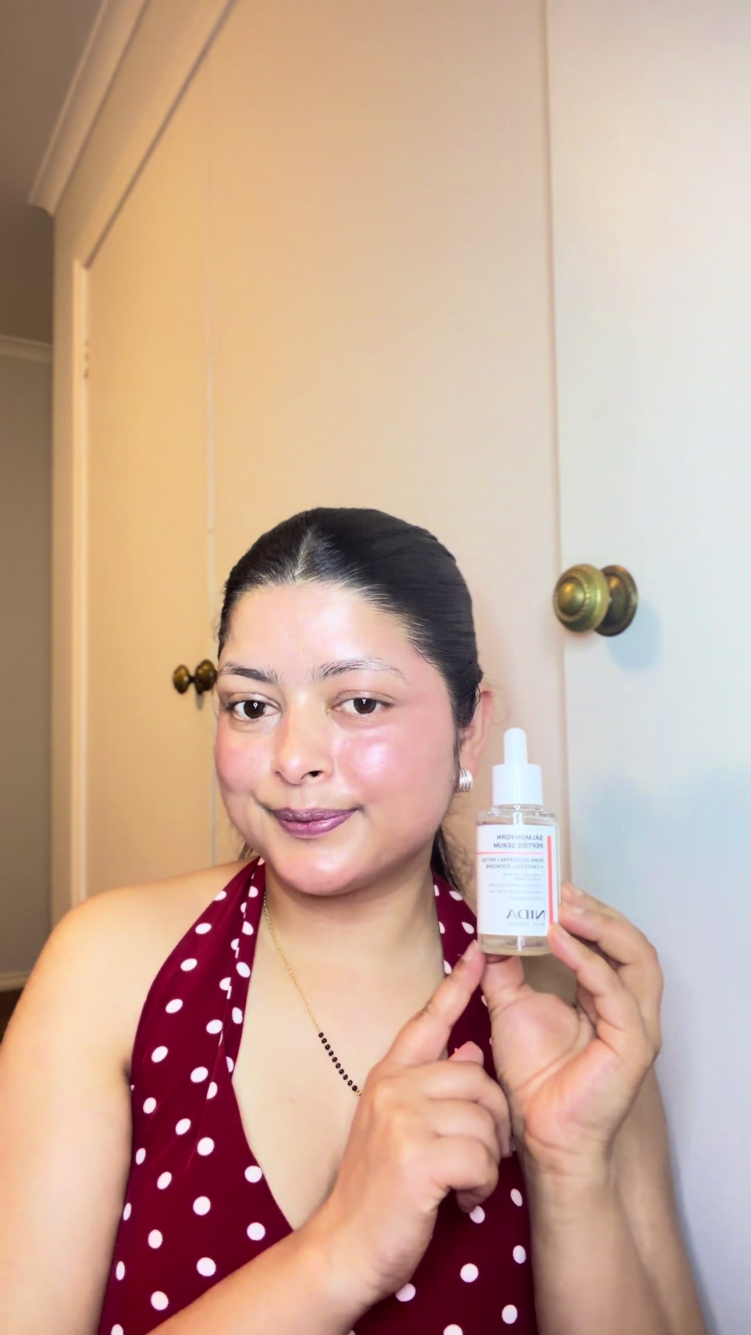 TikTok post by @an_jana10 for NIDA Official. Caption reads: If you’re looking for a serum for hydrated, plump....