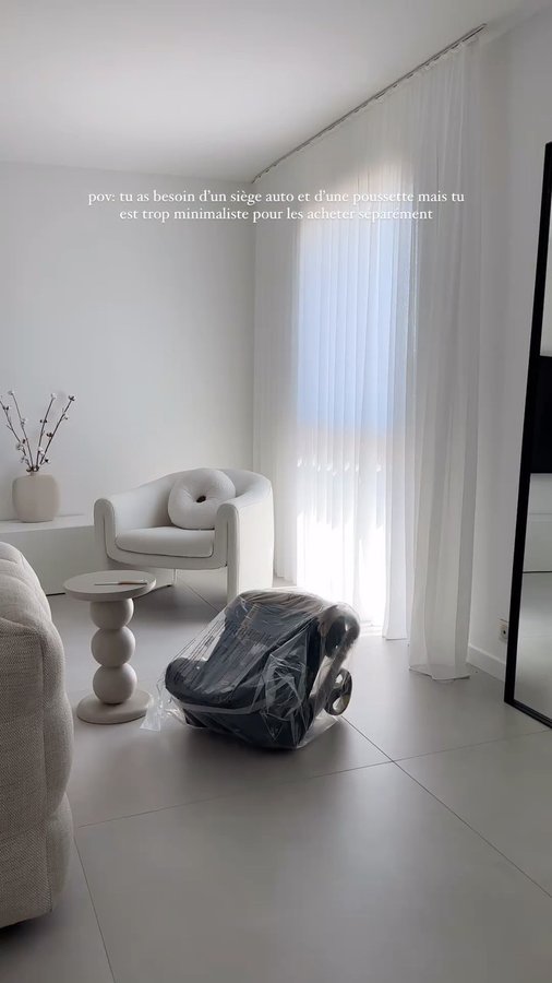 Instagram post by @esraxhome for Doona. Caption reads: Must have 🎀 @doonafrance 

#doona #doonai....