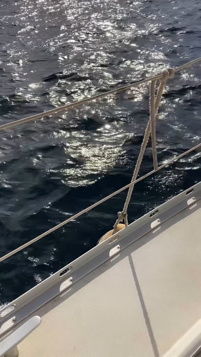 Instagram post by @sofia_marques_cruz for Collistar Italia. Caption reads: I am staying tanned all year long with....