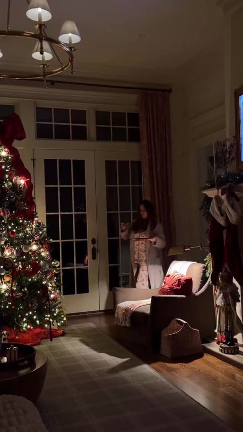 Instagram post by @cheesegal for somaintimates. Caption reads: [...] caviar cannot 🫒😌 new house, same....