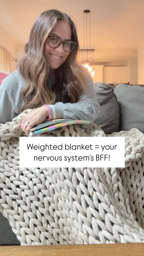Instagram post by @dr.abbykramer for Bearaby. Caption reads: [...] I got you.

This weighted blanket....