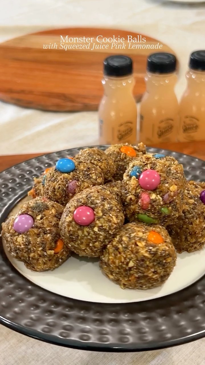 Instagram post by @nourishedbynour_ for The Squeezed Juice. Caption reads: [...] ingredients. Perfectly paired with....