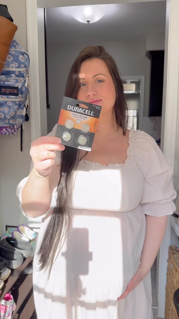 Instagram post by @taelynmacdonald for Duracell. Caption reads: With a house full of little ones, I am so grateful....