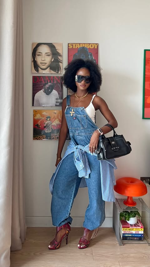 Instagram post by @_thisisclaire for eBay. Caption reads: [...] summer pieces 😭 They’re now listed on....