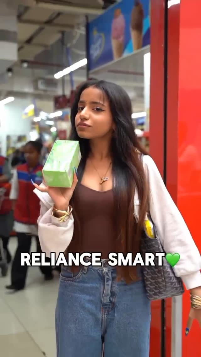 Instagram post by @vriddhipatwa for Pukka Herbs. Caption reads: I’m allowed to switch when its this good.....