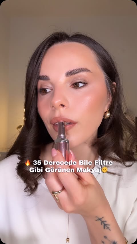 Instagram post by @tugba.erkoclar for Missha Türkiye. Caption reads: Yazın favori makyajımız budur #reklam 🌞🌞....