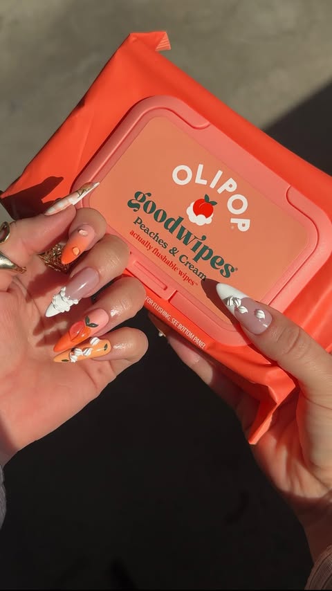 Instagram post by @nailzzbysteph for goodwipes. Caption reads: [...] a peachy clean routine.🍑 #goodwipespartner....