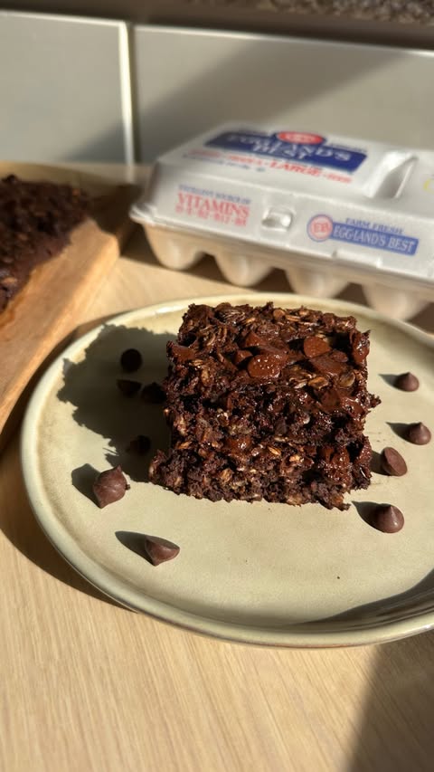 Instagram post by @wholesomelysophia for Eggland's Best. Caption reads: [...] taste fab, but it’s made using @egglandsbest....