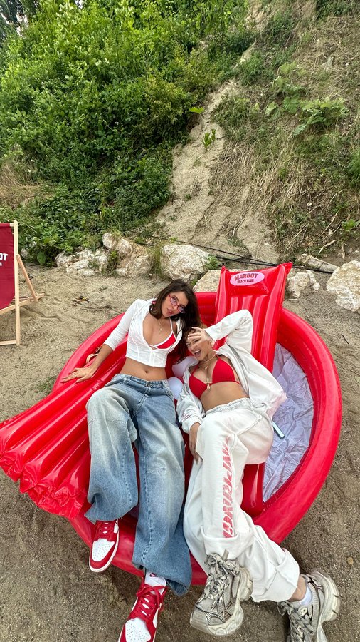 Instagram post by @maraognean for BURN ENERGY DRINK. Caption reads: Vino cu noi la #ElectricCastle! Inscrie-te in....