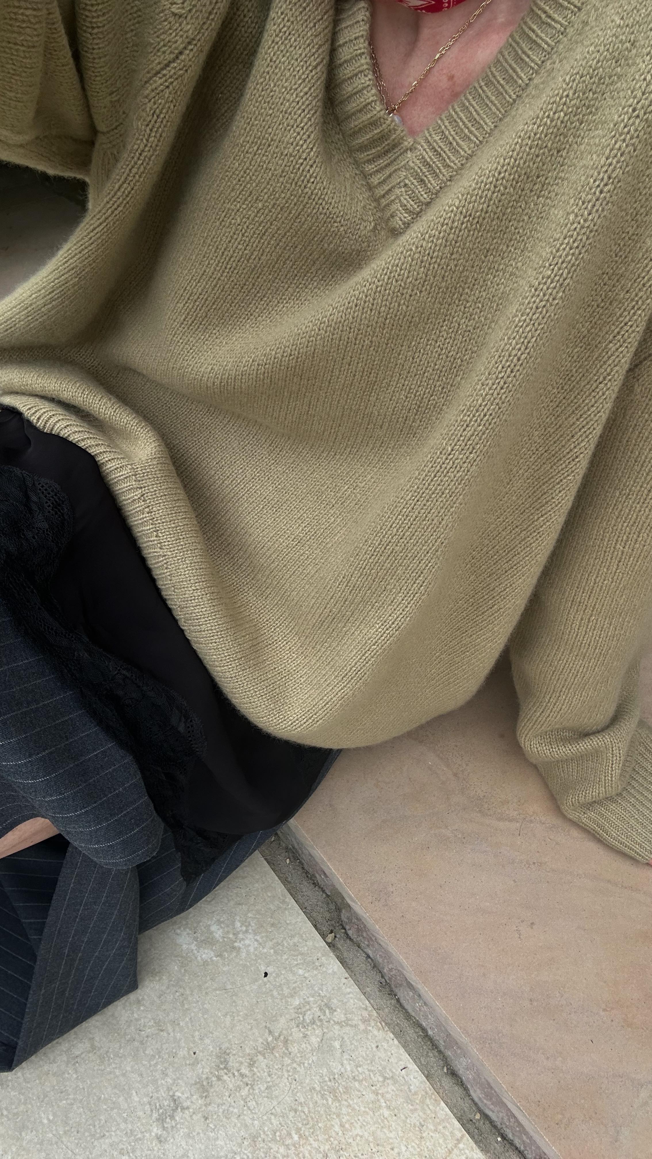 Instagram post by @maimy_pea for Glassworks London. Caption reads: [...] named after yourself 🌬️🌪️

Bag....