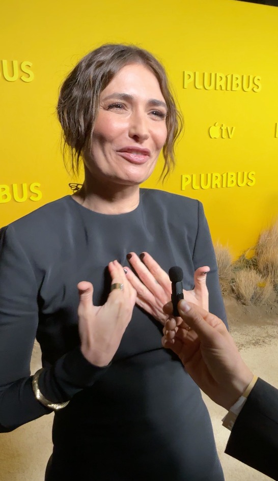 Instagram post by @carlosmanuelactor for DIRECTV. Caption reads: [...] tells us what they’re watching! @DIRECTV....