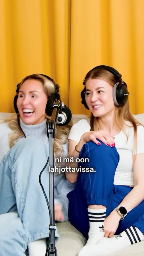 Instagram post by @sointuorvokki for Podimo FI. Caption reads: Mainos: oma podi & @podimo_fi / TÄÄ @sanaonvapaa....