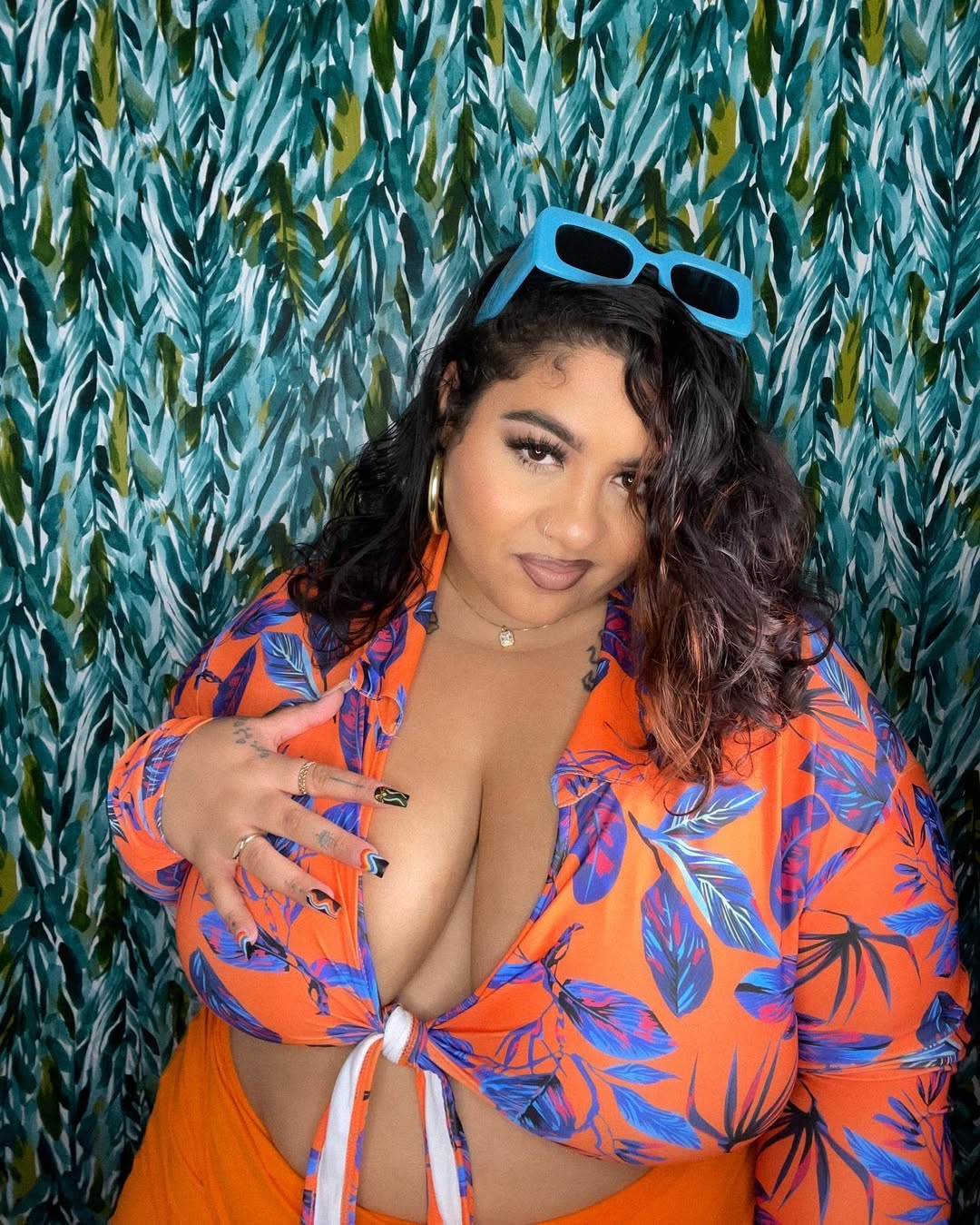 Instagram post by @bykeyjackson for REBDOLLS. Caption reads: Come back here. 🧡

SHOP THIS LOOK WITH @rebdolls....