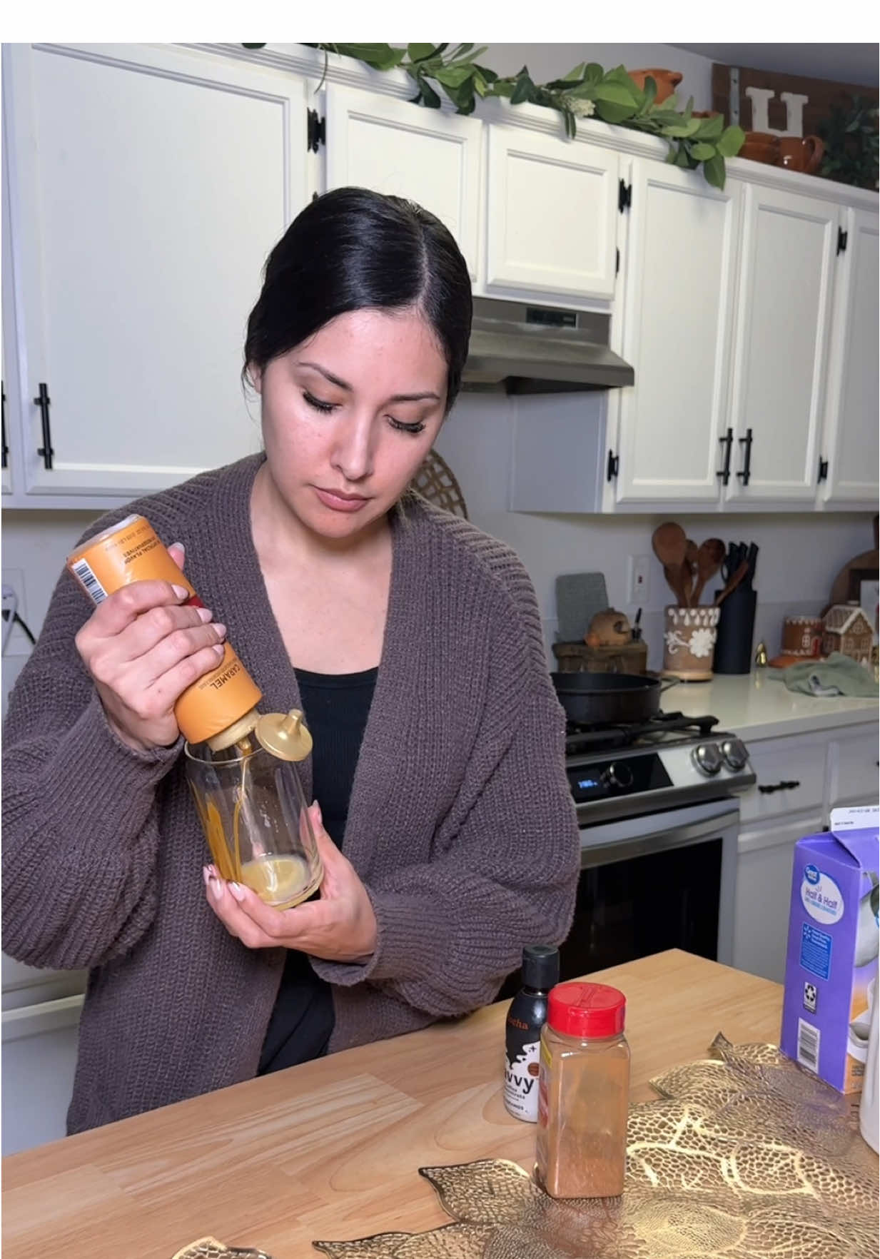 TikTok post by @mi.casita.edith for Javy Coffee. Caption reads: Easy, fast and delicious this was made for busy....