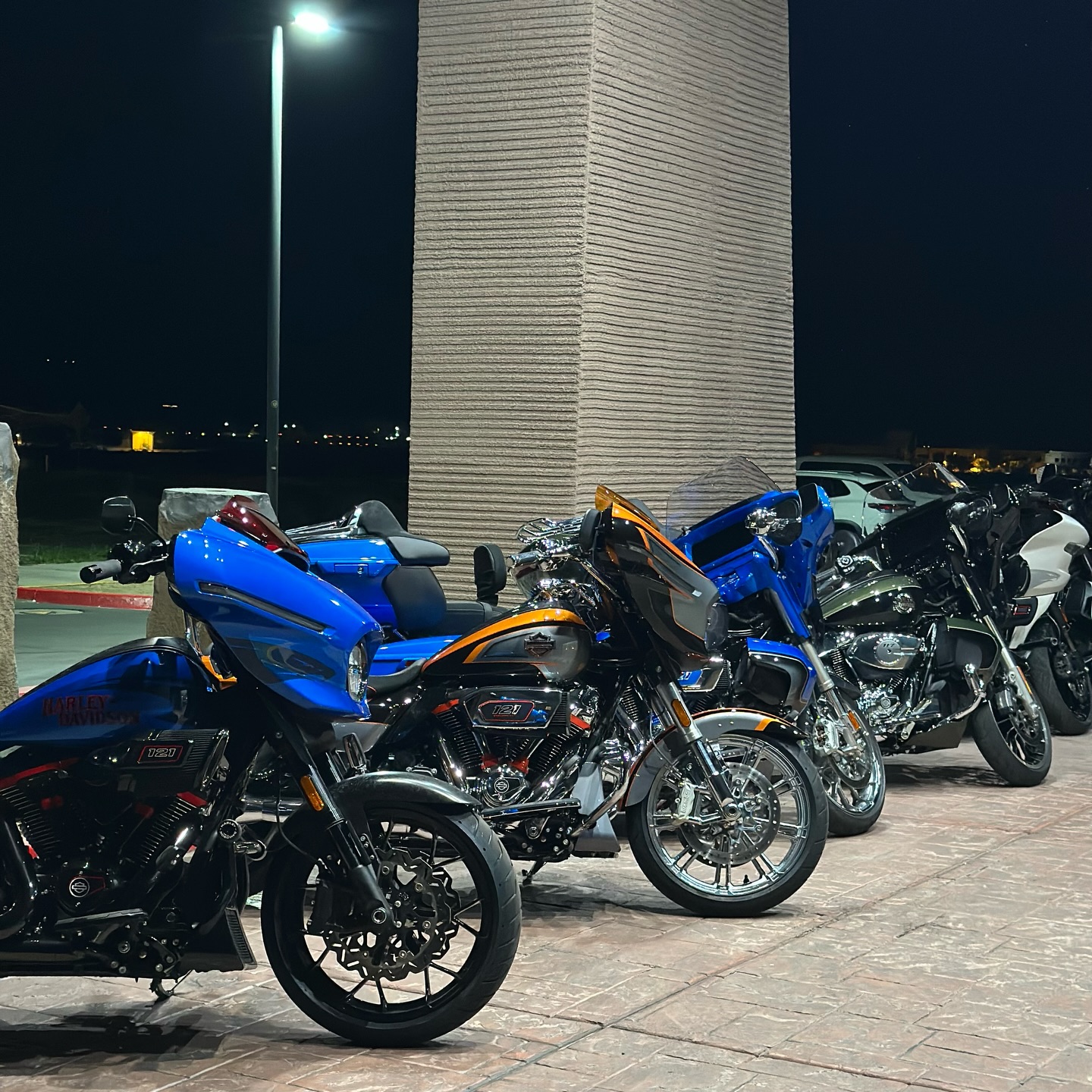 Instagram post by @cyclefanatix for Michelin. Caption reads: [...] garage !! @harleydavidson....