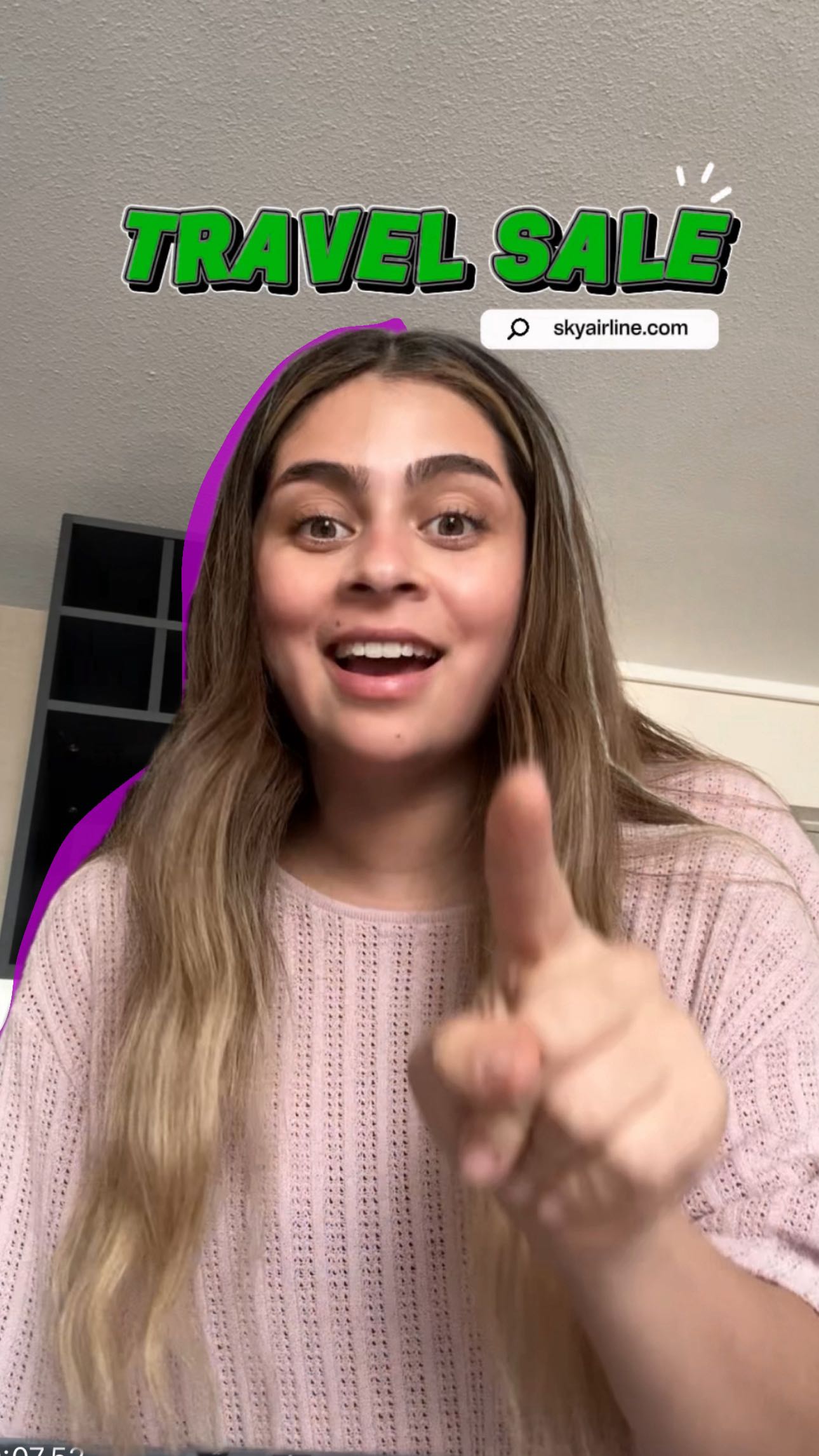 Instagram post by @fraanbueza for SKY Airline. Caption reads: ¿Aún no compras tu próximo viaje este Travel Sale?....