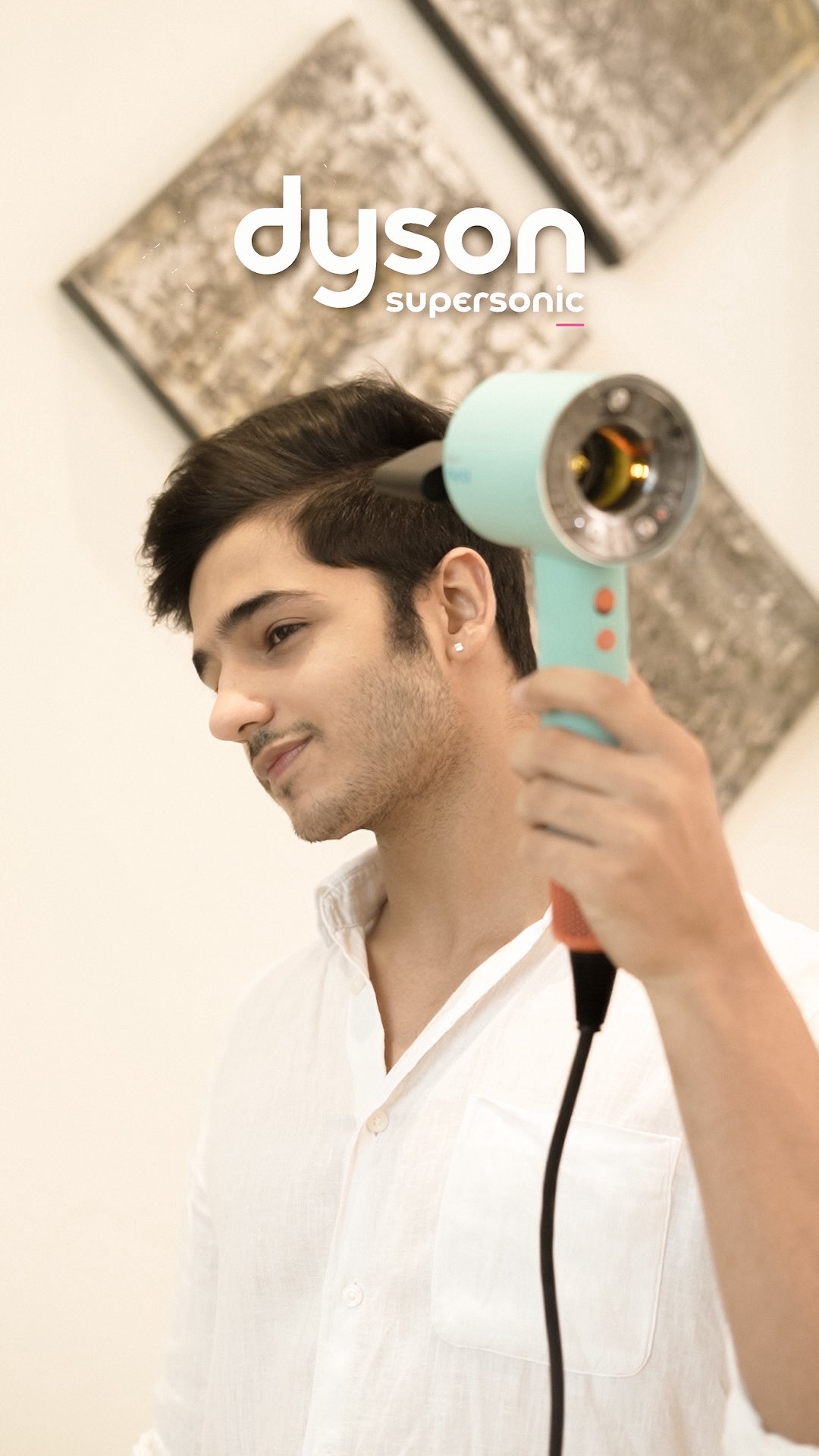 Instagram post by @tarun_kinra for Dyson. Caption reads: #collaboration
Just my daily anti-frizz ritual.....