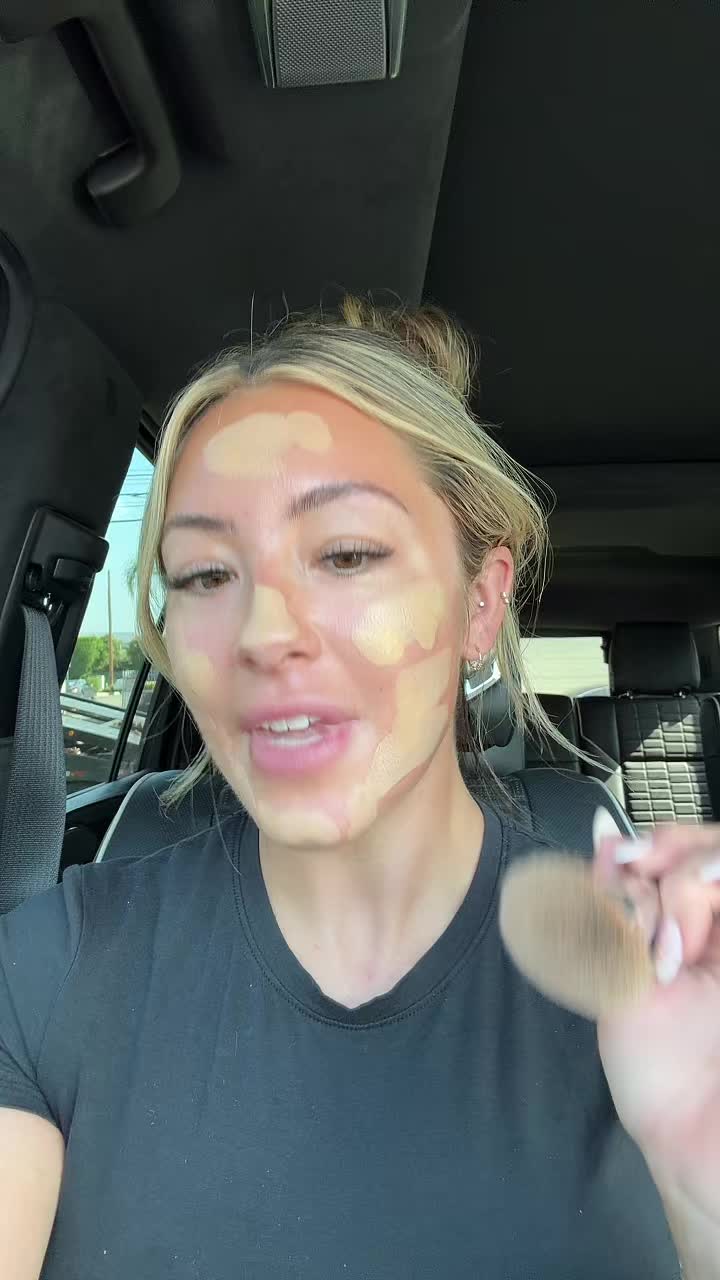 TikTok post by @kelscsfaves for BK Beauty. Caption reads: Plus it’s 20% off 🤭🤭 @BK Beauty Brushes.
