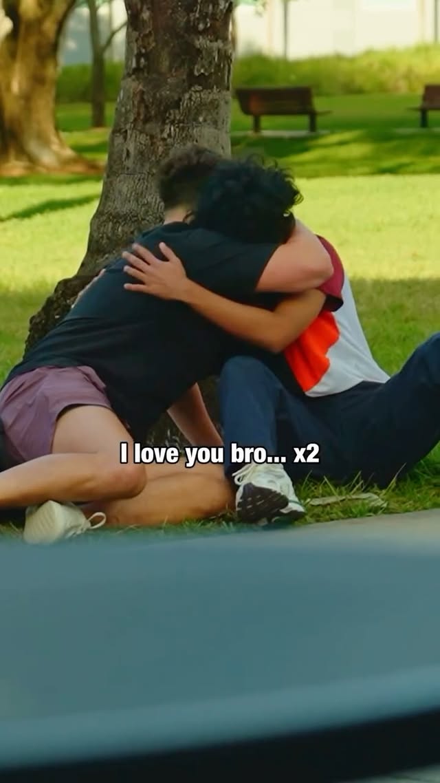 Instagram post by @mdmotivator for Expedia. Caption reads: [...] water, never say no” 🥹❤️ @mdmotivator....