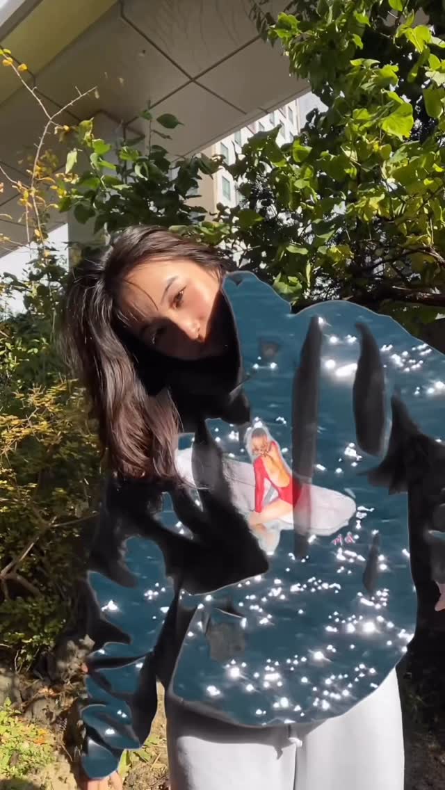 Instagram post by @cxlipoppy_0o for In Print We Trust. Caption reads: Bluehoodieeffect @inprintwetrust.co.