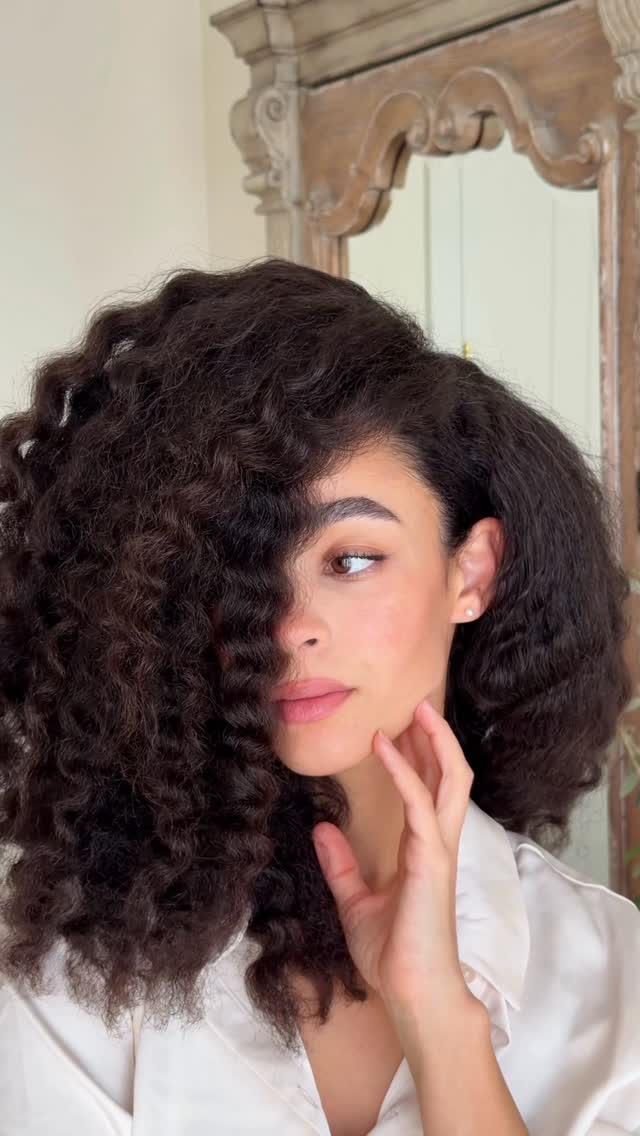 Instagram post by @shannbailee for Aveda. Caption reads: #AvedaPartner As someone prone to dry hair,....