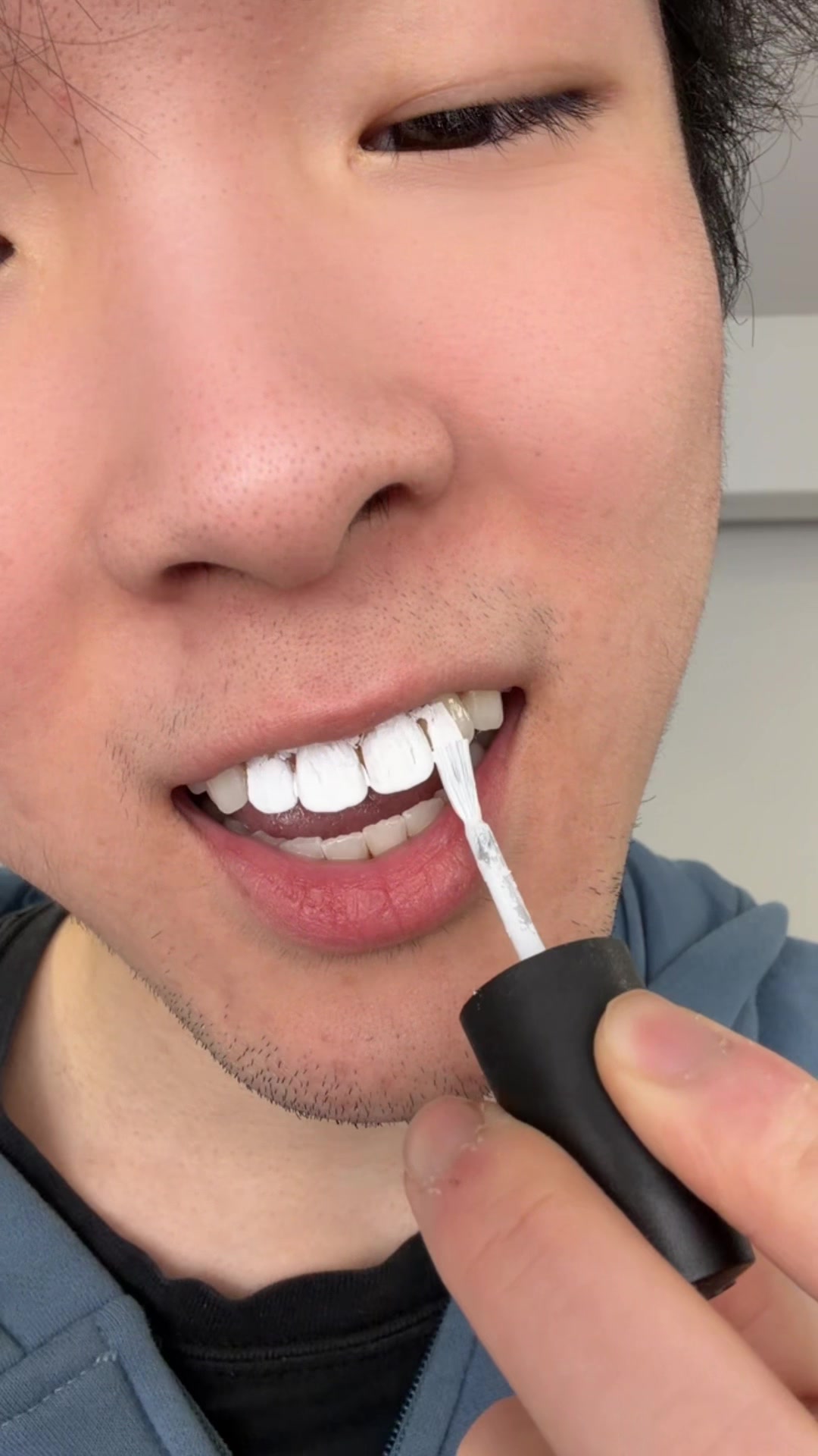TikTok post by @jsndeals for Gurunanda. Caption reads: Gurunanda whitening wireless kit #gurunanda [...].