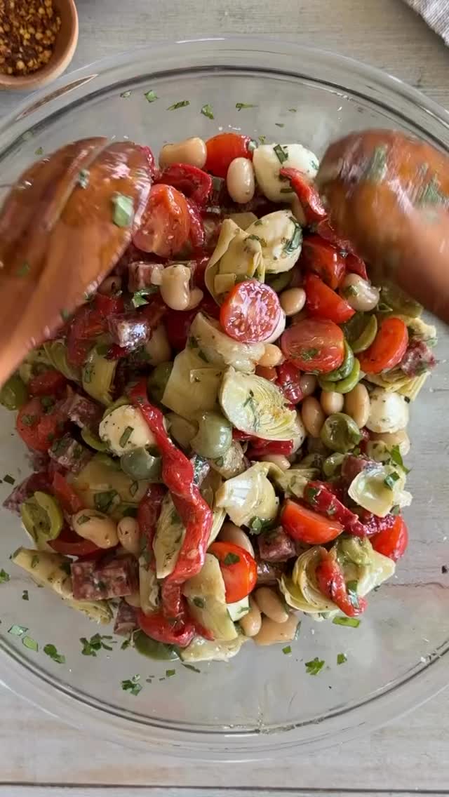 Instagram post by @mediterranean.diet.plan for Mezzetta. Caption reads: No-fuss, full flavor, and made to share. Our....