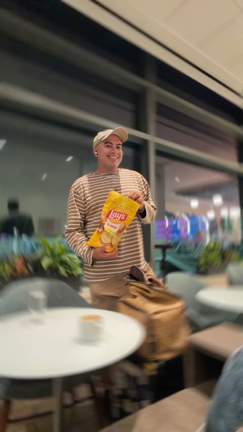 Instagram post by @cosmopolitips for Lay's. Caption reads: [...] Cup 26™ Final. ⚽️✨ I’ve partnered with @lays....