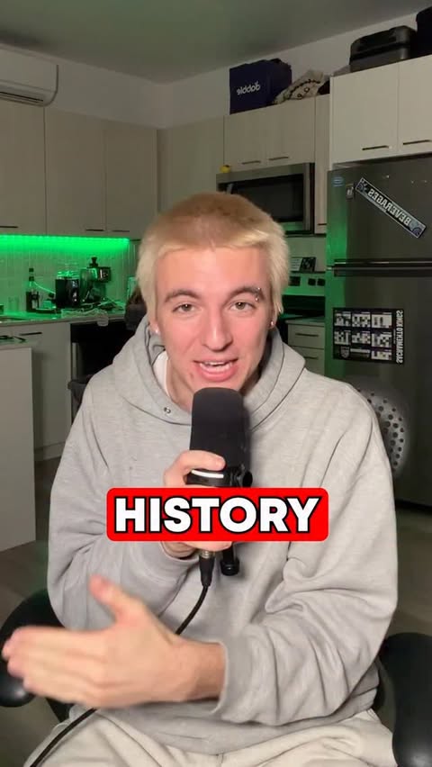 Instagram post by @kingchargeyt for Topps. Caption reads: [...] Edwards only 24 years old😭✌️ #ad #topps....