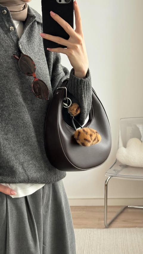 Instagram post by @fatmarid for SUUD COLLECTION. Caption reads: full look: @suudcollection ☁️🤍

*reklam.