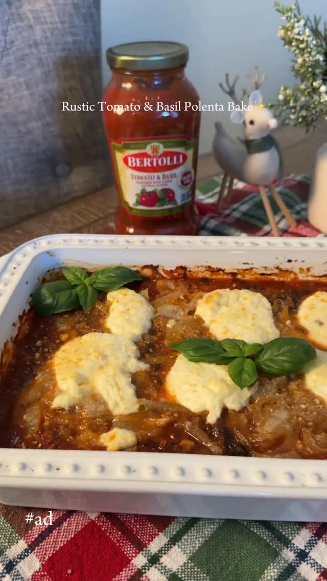 Instagram post by @foodies.stay.fit for Bertolli. Caption reads: #AD Creamy, cheesy, and holiday-ready— this Rustic....