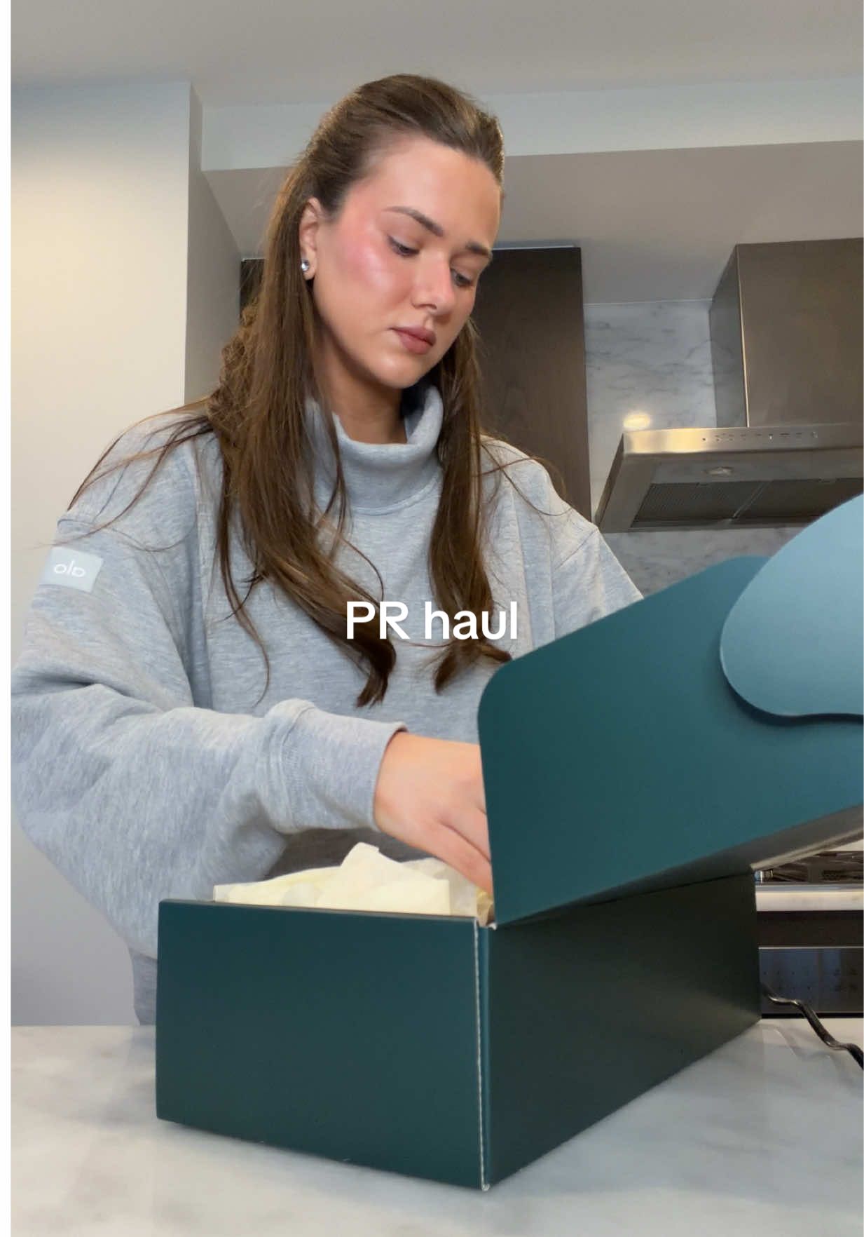 TikTok post by @sophieesuchan for CYKLAR. Caption reads: [...] PR unboxing haul. @Ranavat @Clinique @CYKLAR....