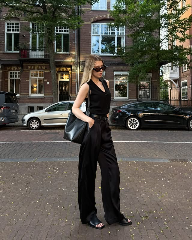 Instagram post by @cvseev for LILYSILK. Caption reads: summer in the city with @lilysilk ∙ad⁣ ⁣ ⁣ ⁣ ⁣ ⁣....