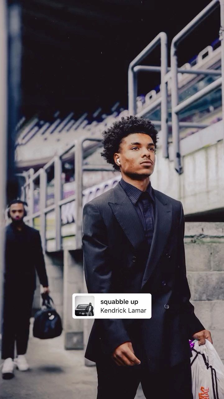 Instagram post by @rscanderlecht for Universal Music UK. Caption reads: Touchdown. 🟣⚪️.