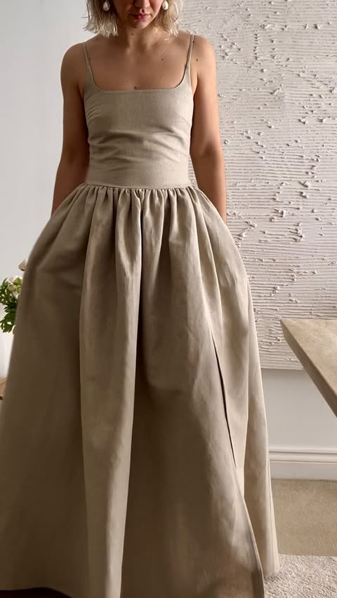 Instagram post by @shaunoliverbespoke for Wix. Caption reads: [...] years ago, I built my first website with....