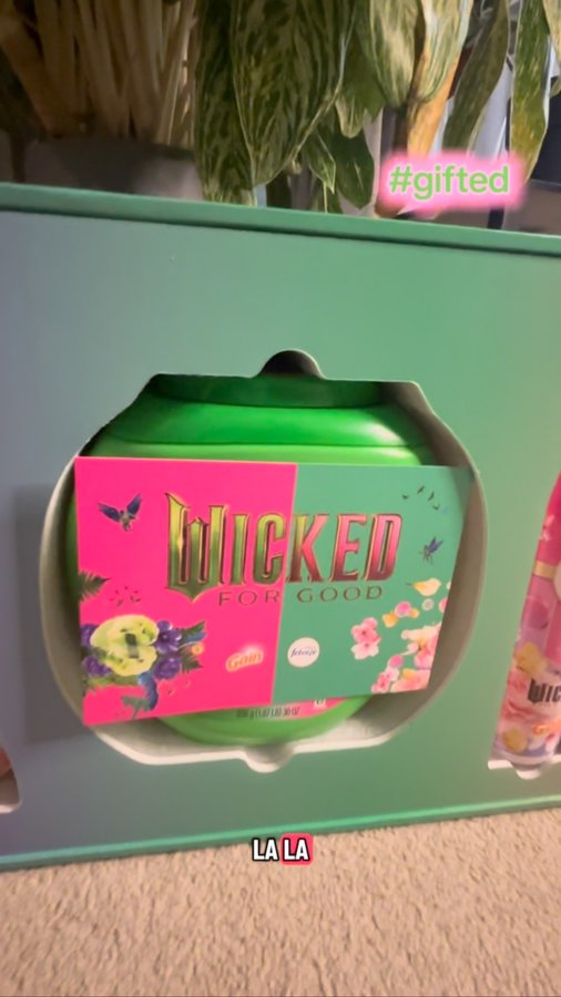 Instagram post by @theemakethatmagic for Febreze. Caption reads: The new @ilovegain and @febreze limited edition....