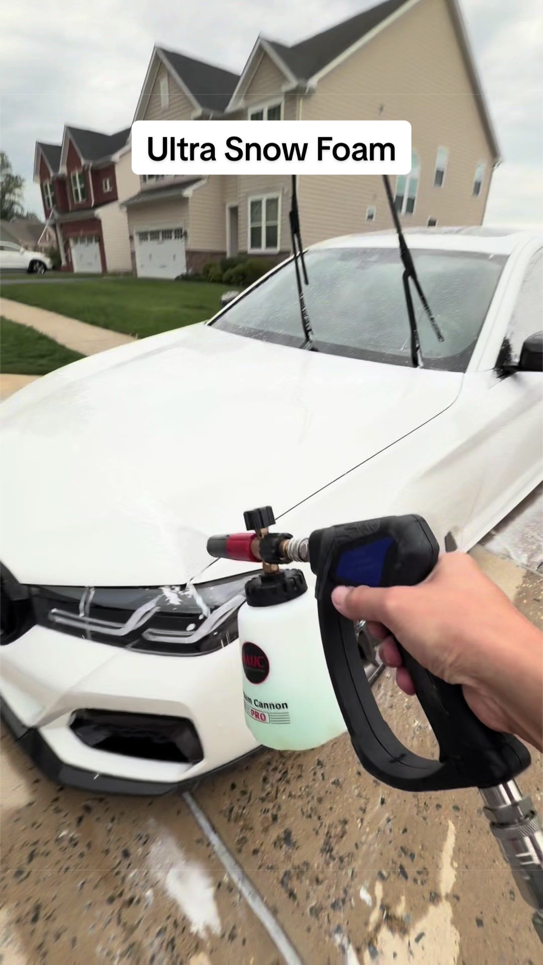TikTok post by @dailydeals_hotfinds for Blackline Car Care. Caption reads: #blackline #carwash #cardetailing #carcleaning....
