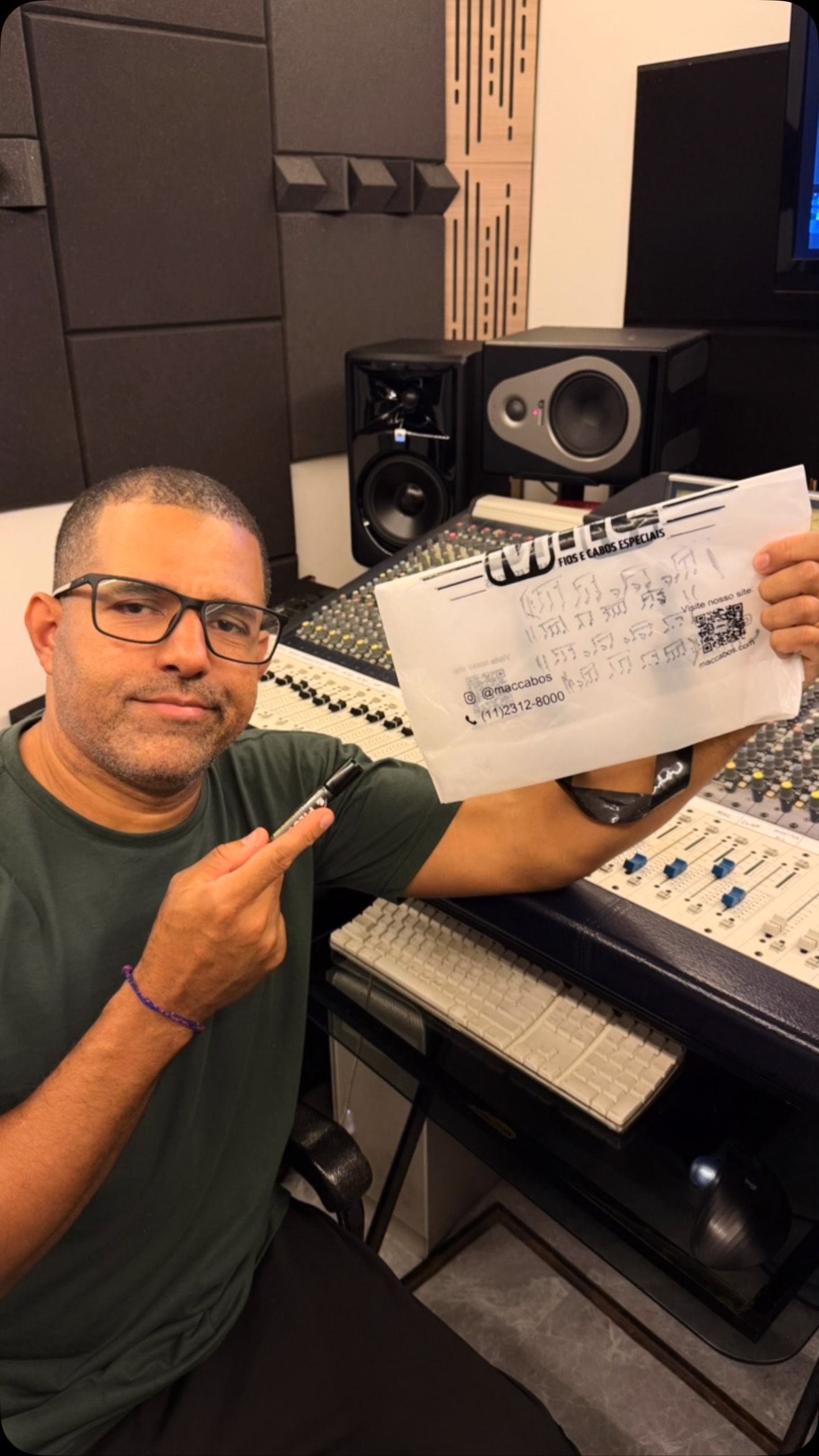 Instagram post by @williamsall.official for Roland. Caption reads: Vc já ouviu a expressão : 

Escrito no “PAPEL DE....
