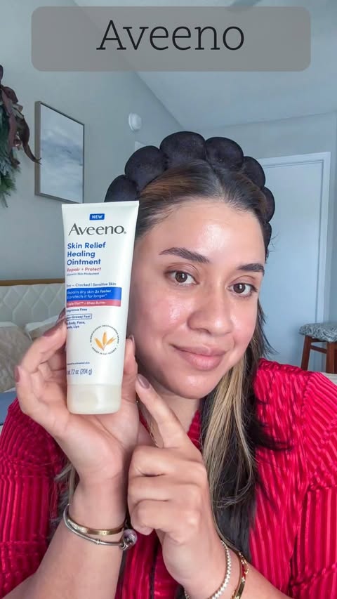 Instagram post by @leydissuarez for Aveeno. Caption reads: #AD Shop Aveeno Skin Relief Healing Ointment at....