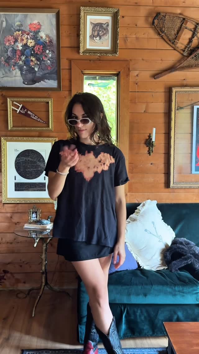 Instagram post by @onecrafdiygirl for Rit Dye. Caption reads: Add spooky Halloween tie dye to your craft list....