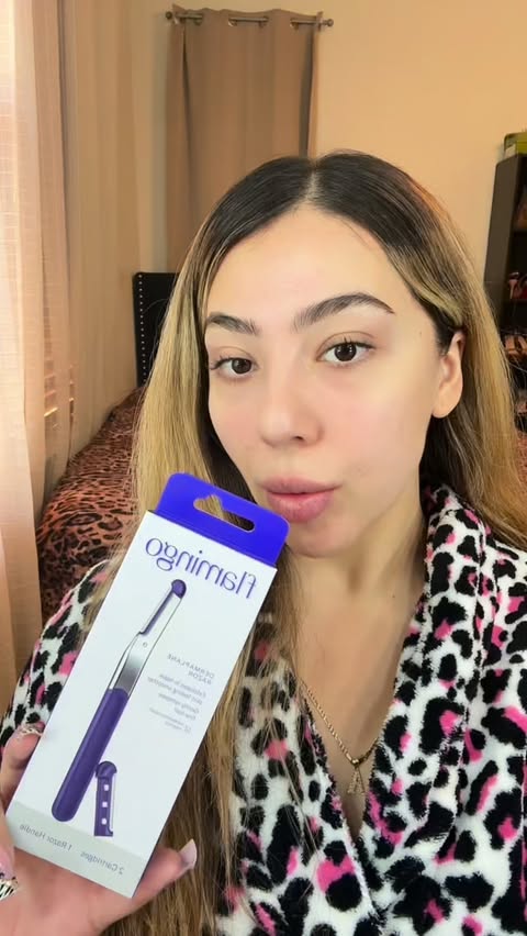Instagram post by @alyyxo__ for Flamingo. Caption reads: Want your makeup to apply smoother? The Flamingo....